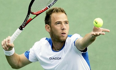 Dudi Sela : Au service.