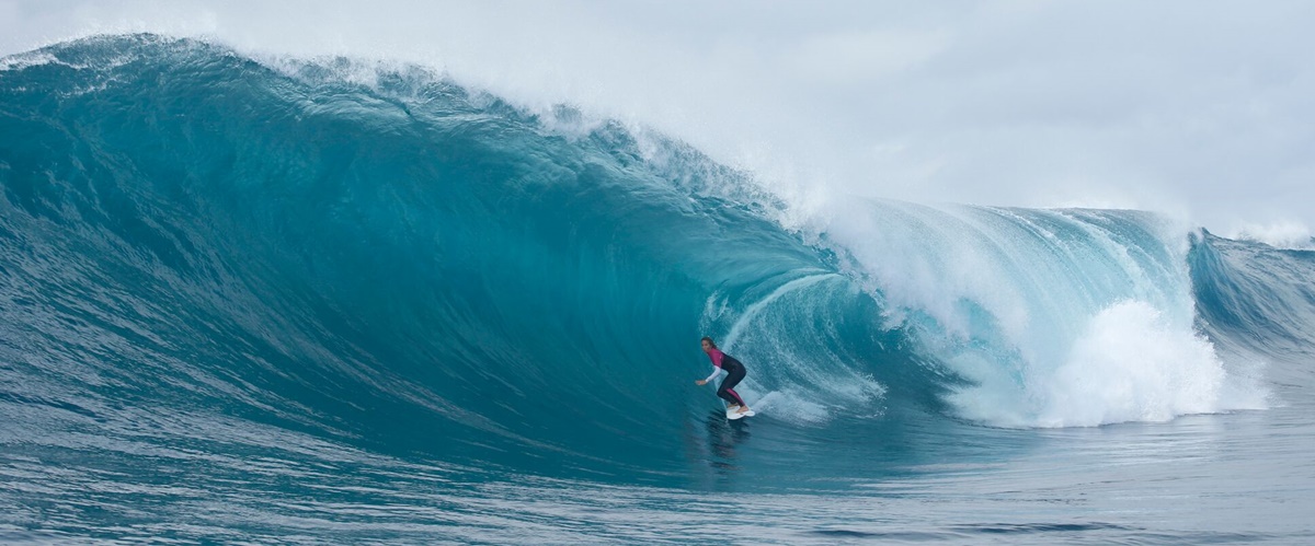 Sally Fitzgibbons: Surfing in a tubular wave in Cape Fear near Sydney, Australia.
